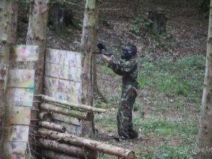 ua110723paintbal035.JPG